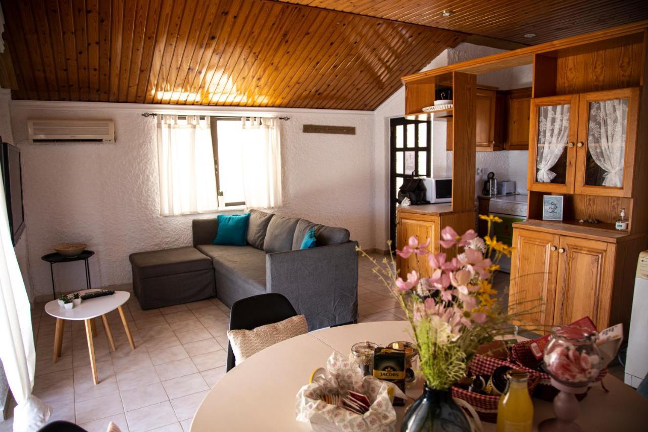 Rose'S Place Artemida  Zewnętrze zdjęcie